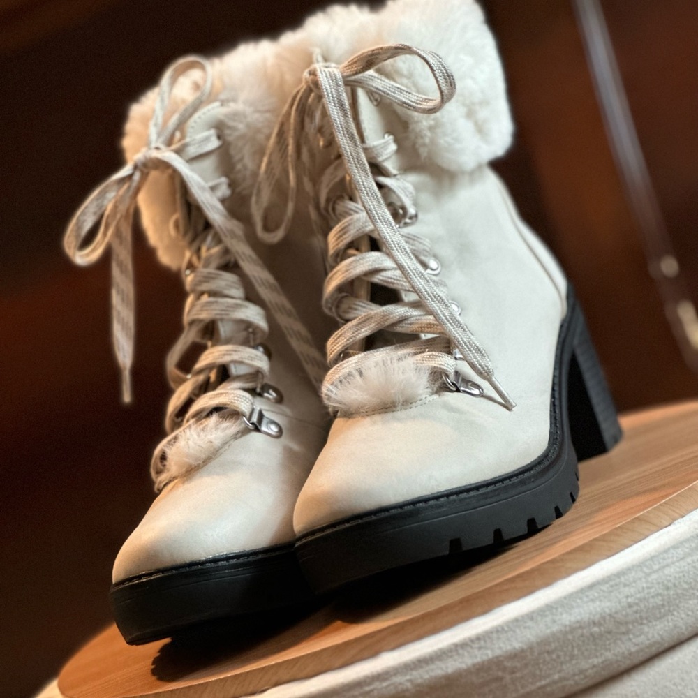 Ivory Fur Boots - Picture 6 of 6